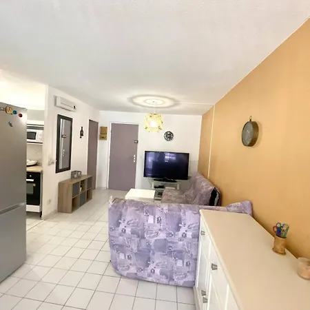Bel Avec Climatisation Pour 4 Personnes Avec Dans Avec Piscine Apartment *